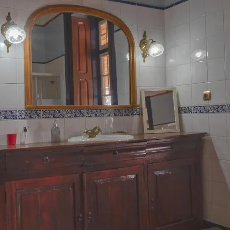 Large, Converted With Pool * Casal de Ermio