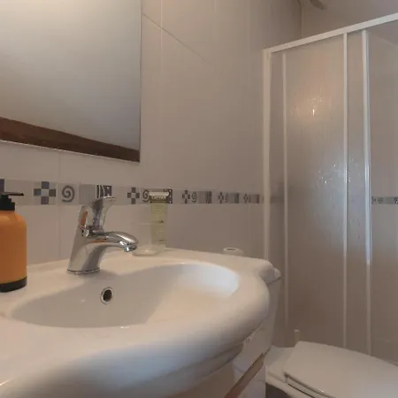 Vila Large, Converted With Pool *