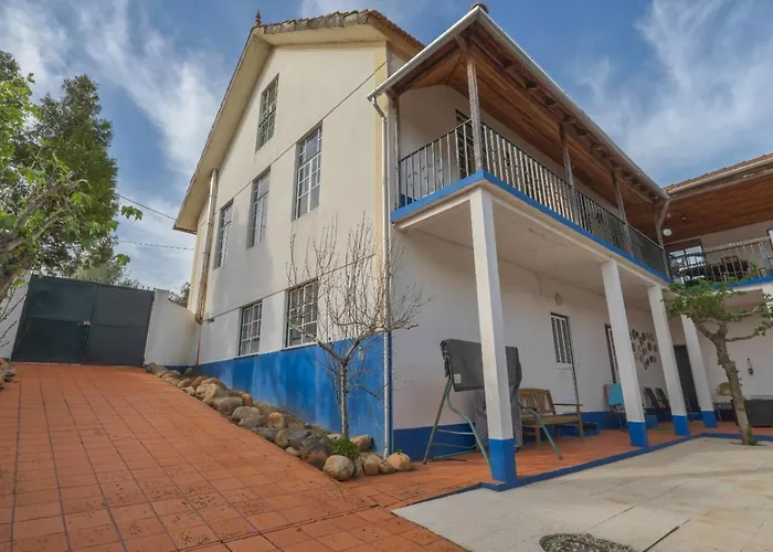 Large, Converted With Pool فيلة *