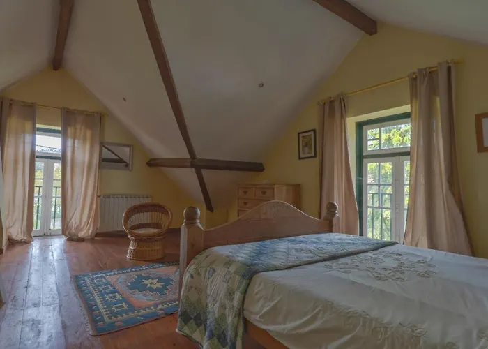 Large, Converted With Pool * Casal de Ermio