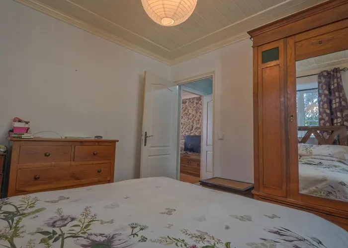 Large, Converted With Pool فيلة *