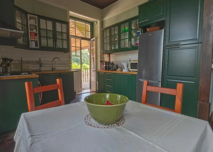 Large, Converted With Pool فيلة