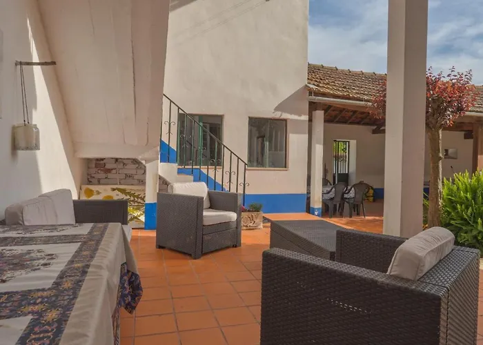 فيلة Large, Converted With Pool