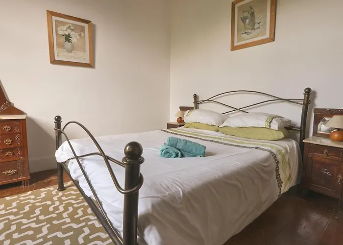 Large, Converted With Pool * Casal de Ermio