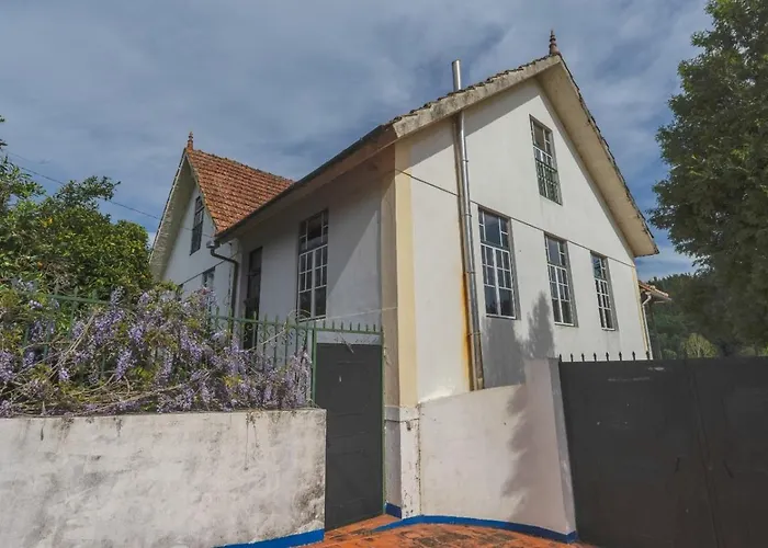 Large, Converted With Pool فيلة *